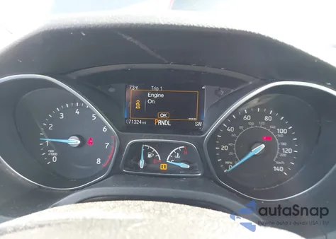 2018 Ford Focus Se z USA, uszkodzony, nr VIN 1FADP3F20JL254076